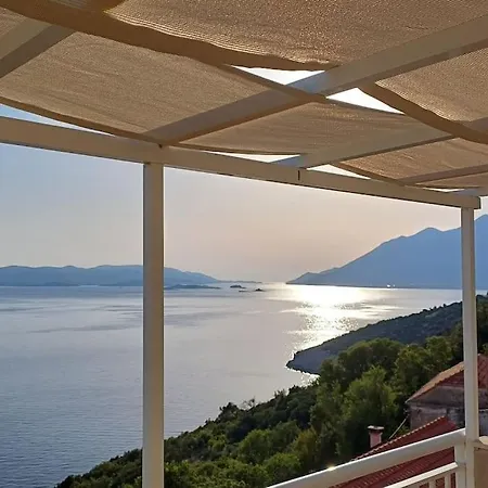 Captain Branko Semesterbostad *