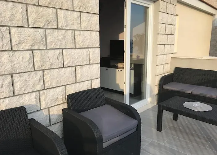 Captain Branko Semesterbostad *