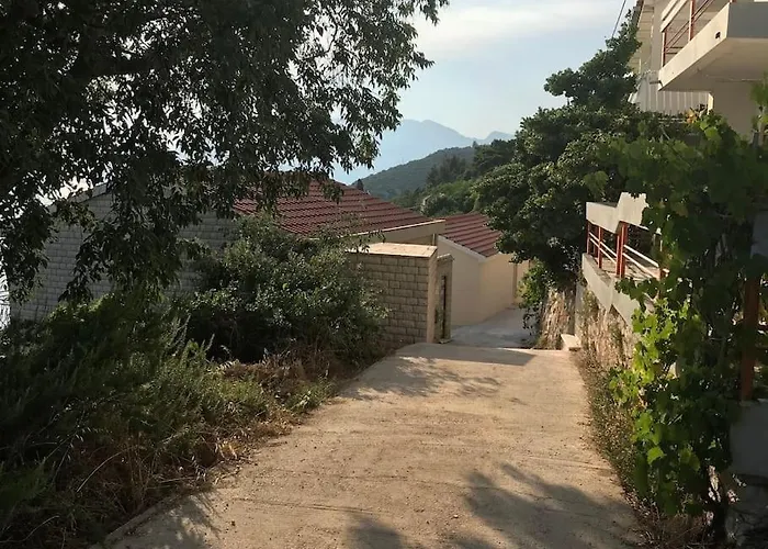 Captain Branko Semesterbostad Orebić