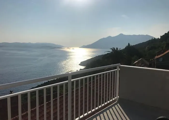 Captain Branko Semesterbostad Orebić